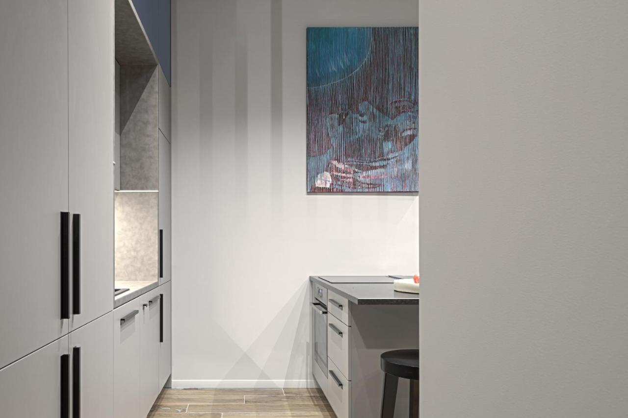 Ivis House Modern Apartment In Vilnius Old Town With Balcony VNO Buitenkant foto