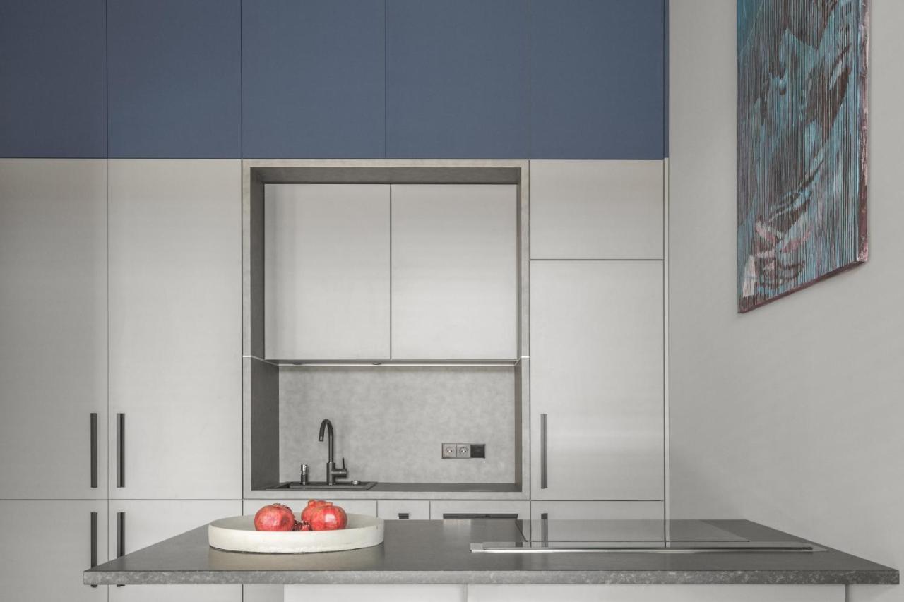 Ivis House Modern Apartment In Vilnius Old Town With Balcony VNO Buitenkant foto