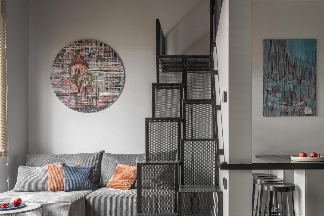 Ivis House Modern Apartment In Vilnius Old Town With Balcony VNO Buitenkant foto