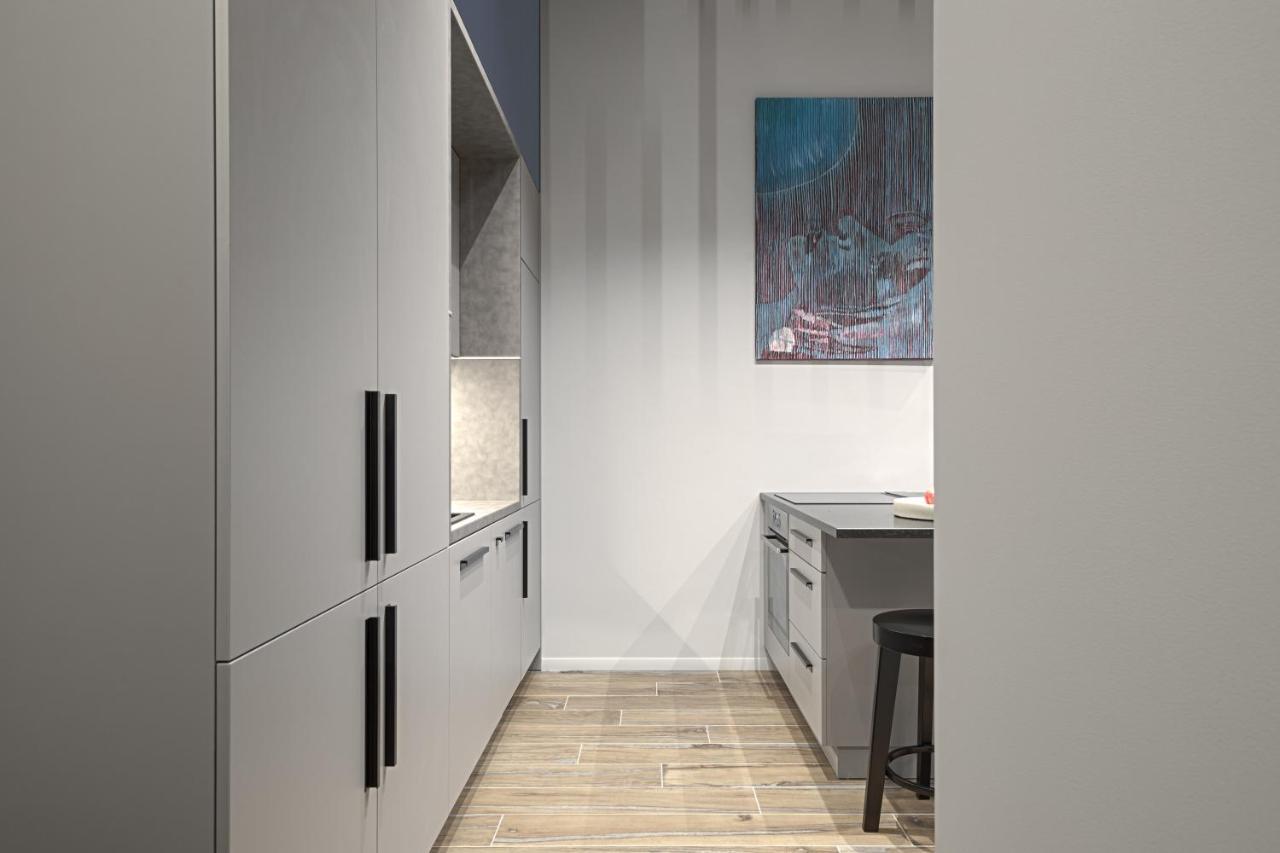 Ivis House Modern Apartment In Vilnius Old Town With Balcony VNO Buitenkant foto