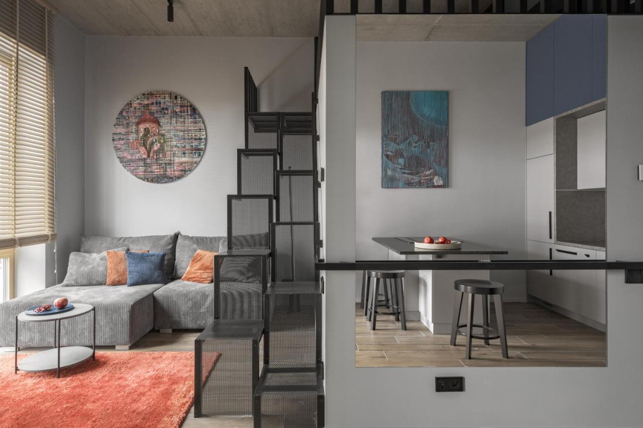 Ivis House Modern Apartment In Vilnius Old Town With Balcony VNO Buitenkant foto