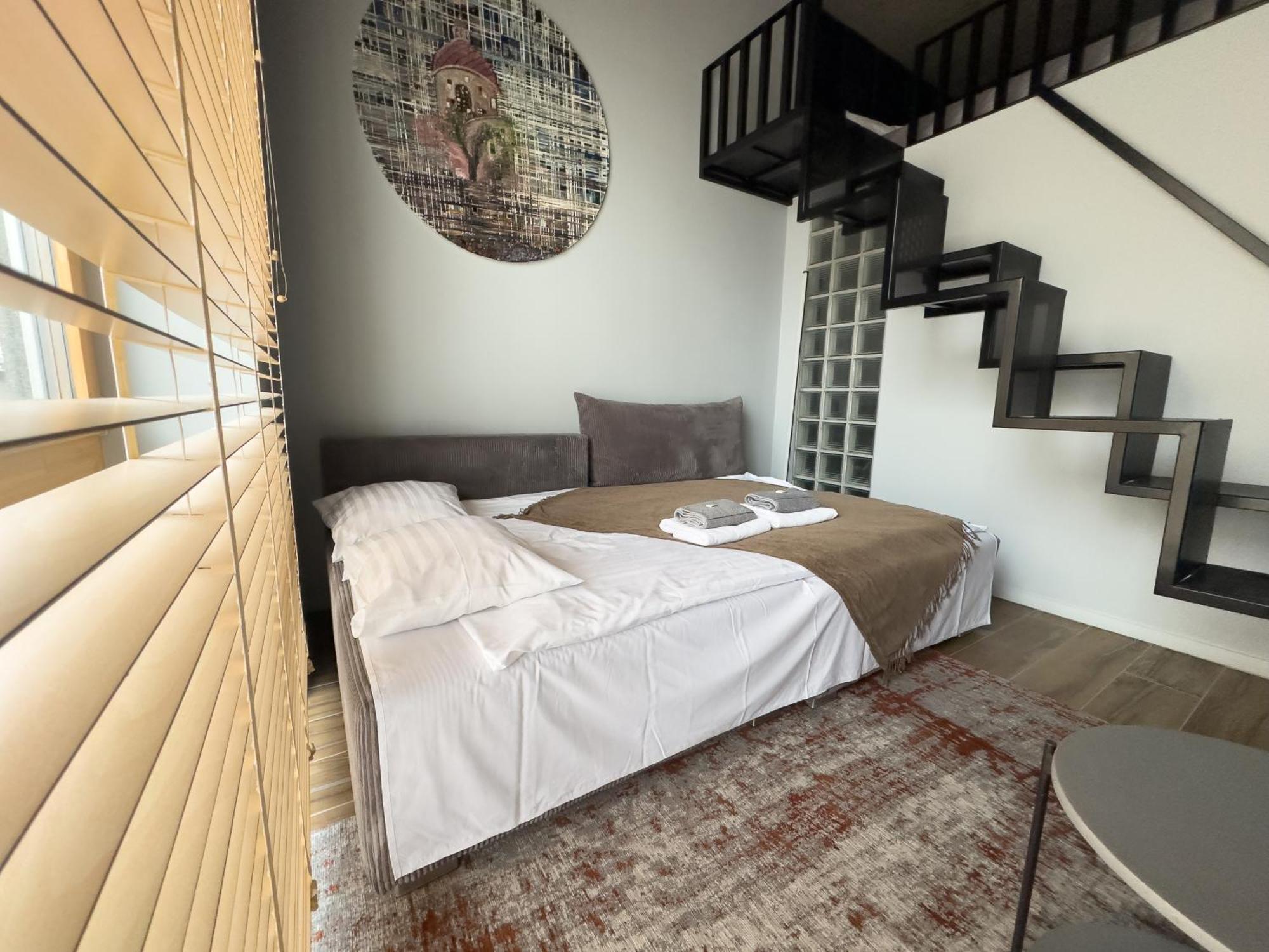 Ivis House Modern Apartment In Vilnius Old Town With Balcony VNO Buitenkant foto